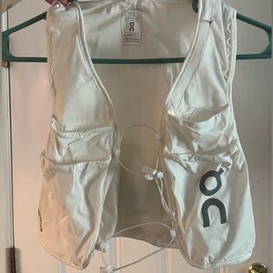 ON Ultra 10 L Running Vest